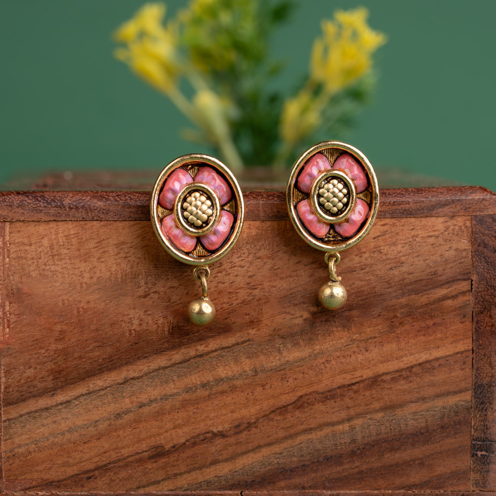 Mooshika Earring & pendant