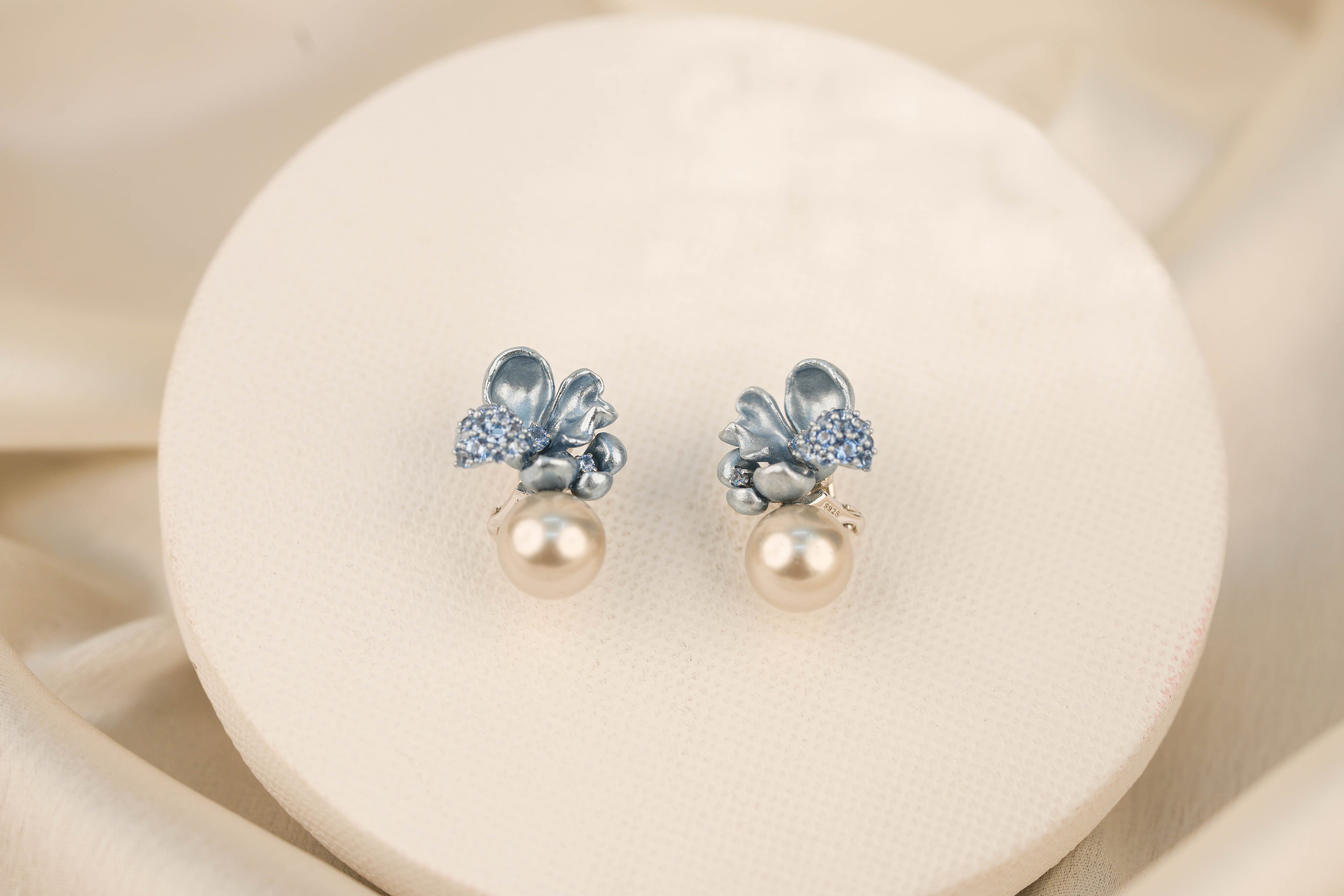 Ocean Stone Stud