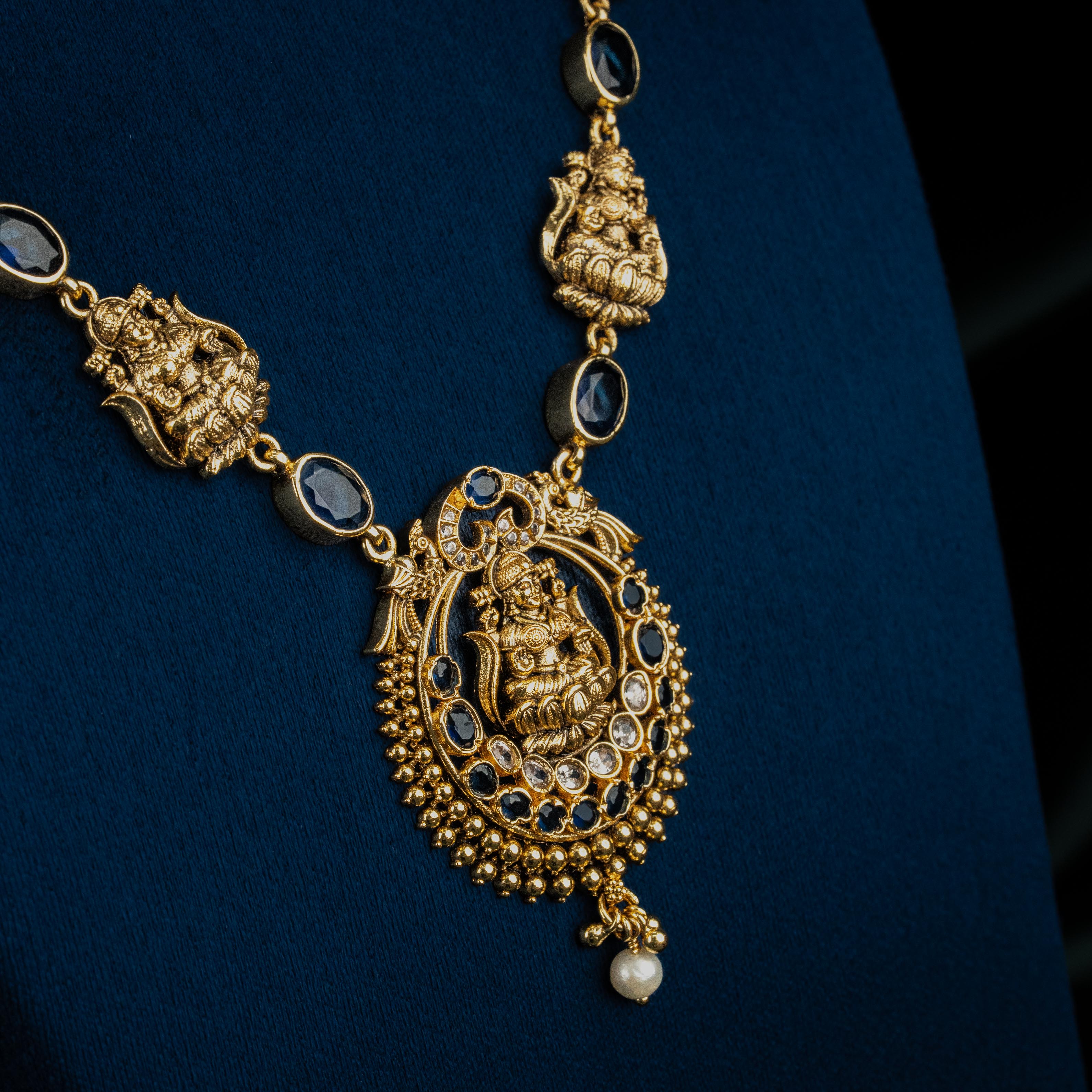 Plain Necklace