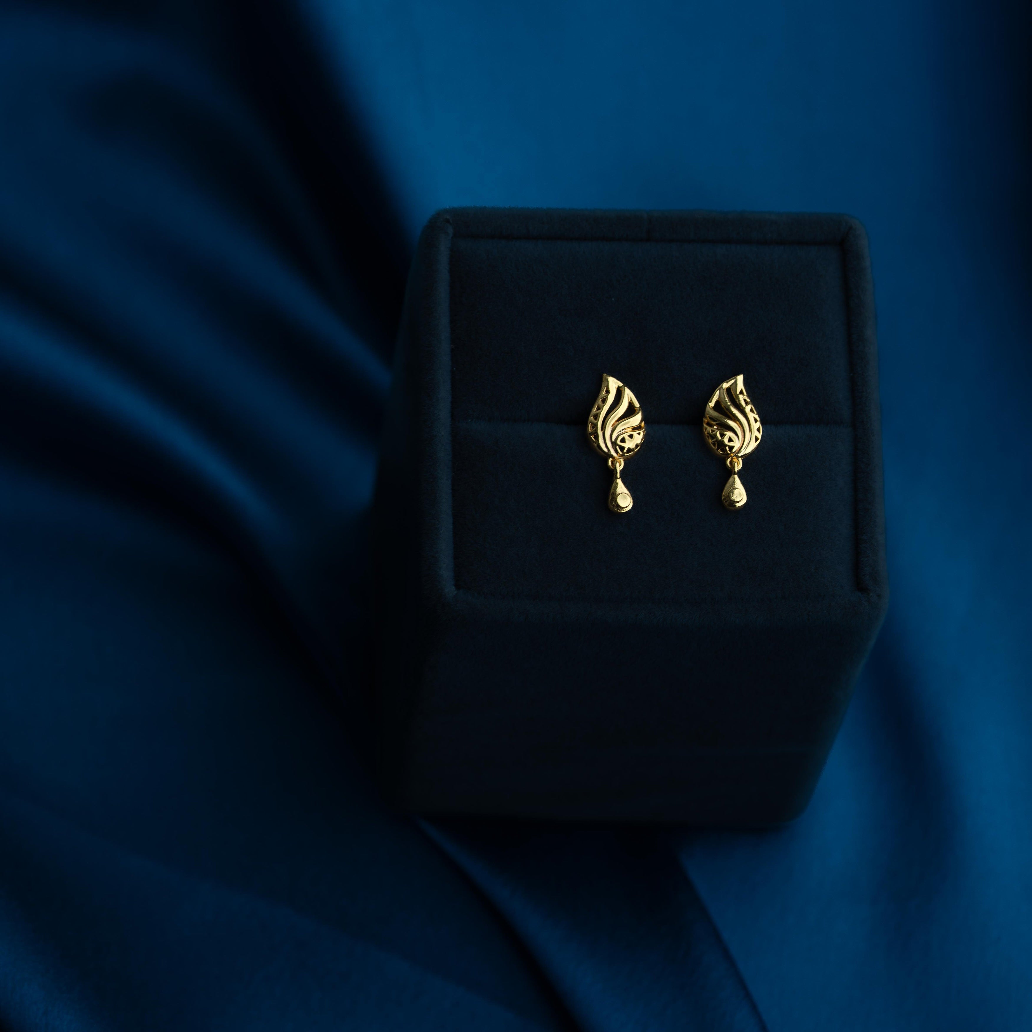 Sleek Stud