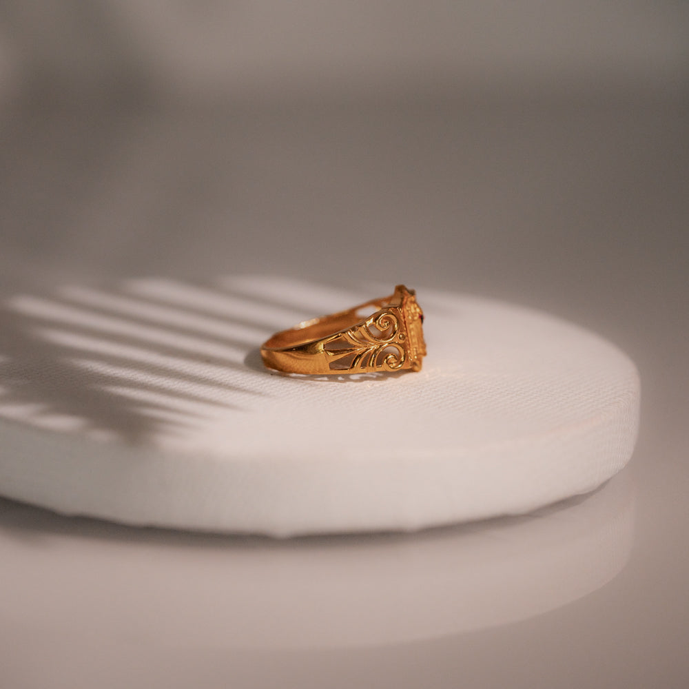 Sleek Ring