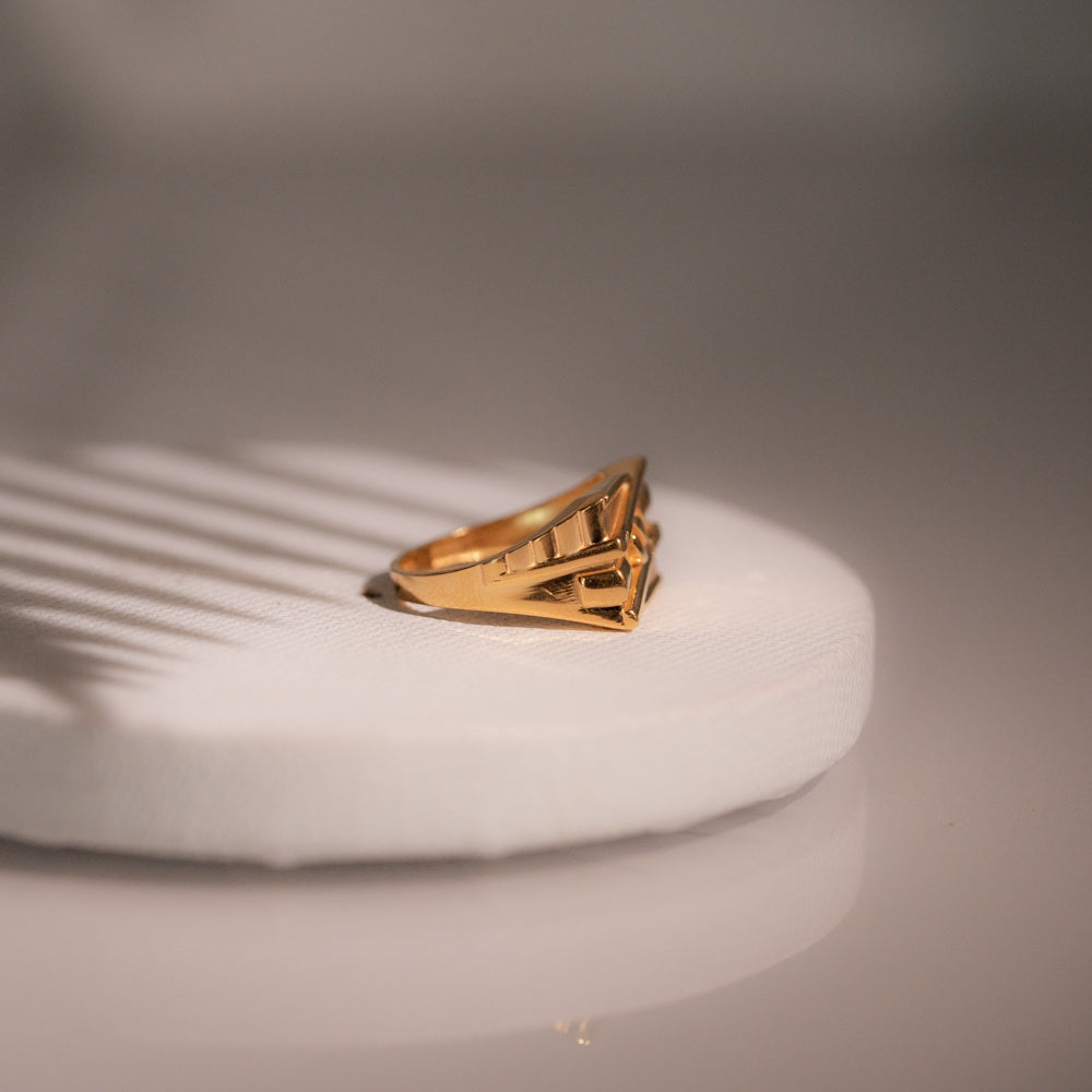Sleek Ring
