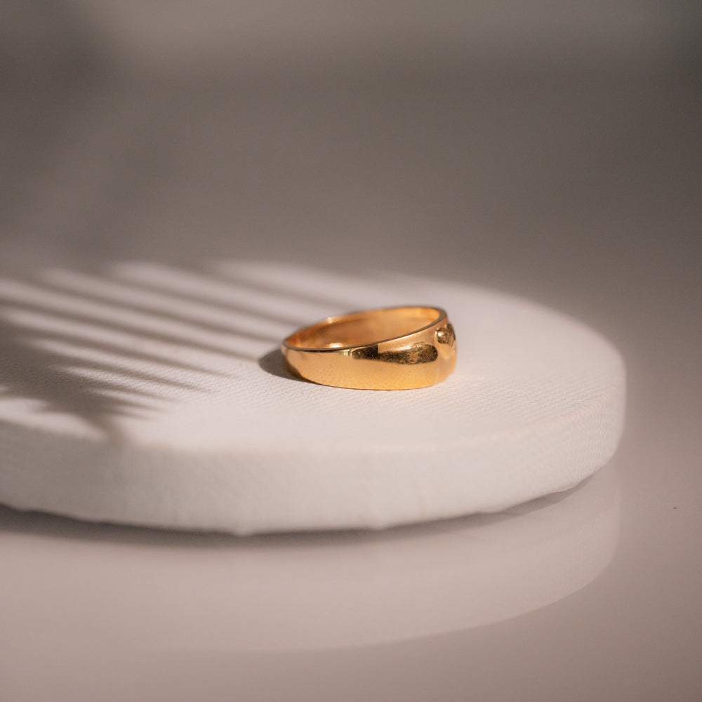 Sleek Ring
