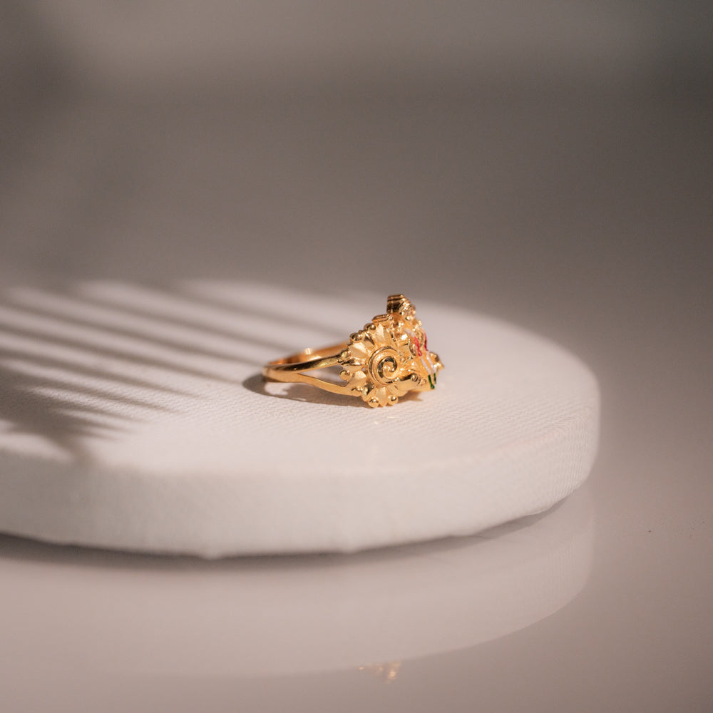 Sleek Ring