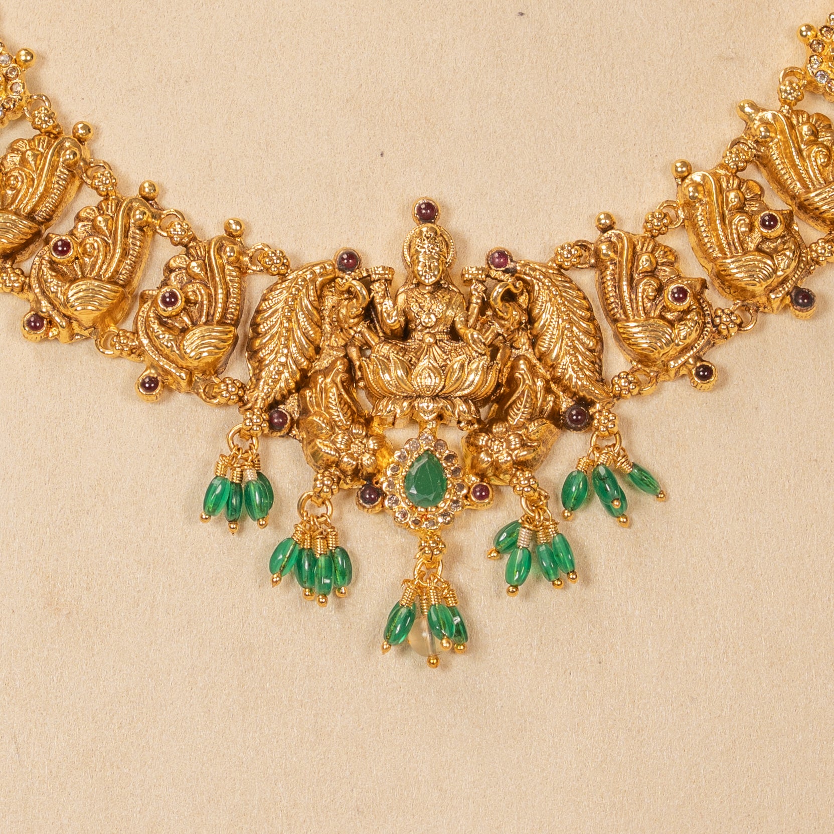 Nakas Necklace