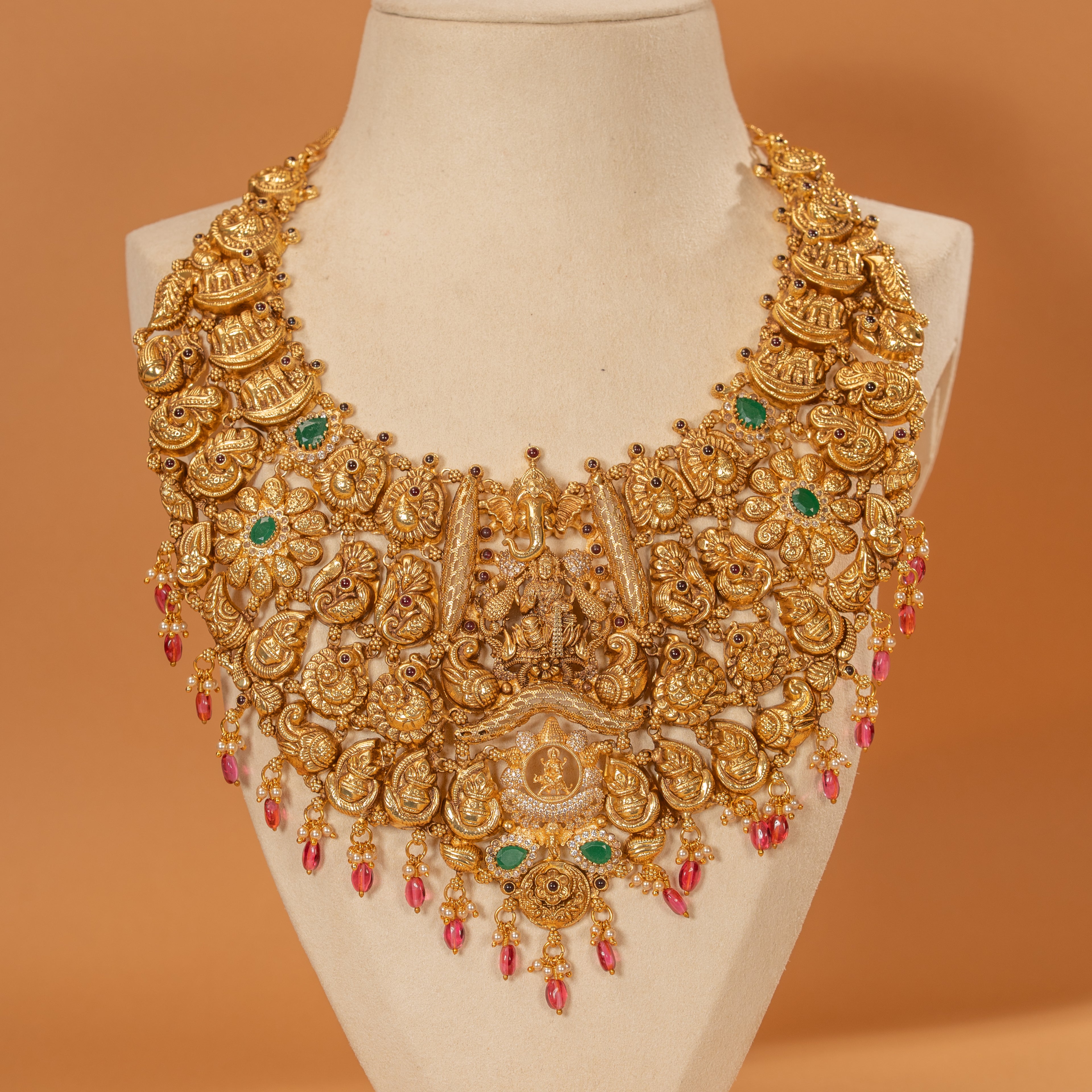 Nakas Necklace