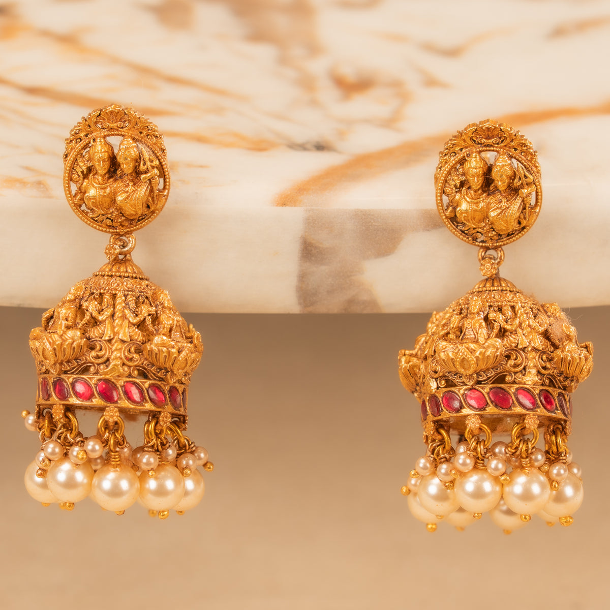 Kundan Jhumkas