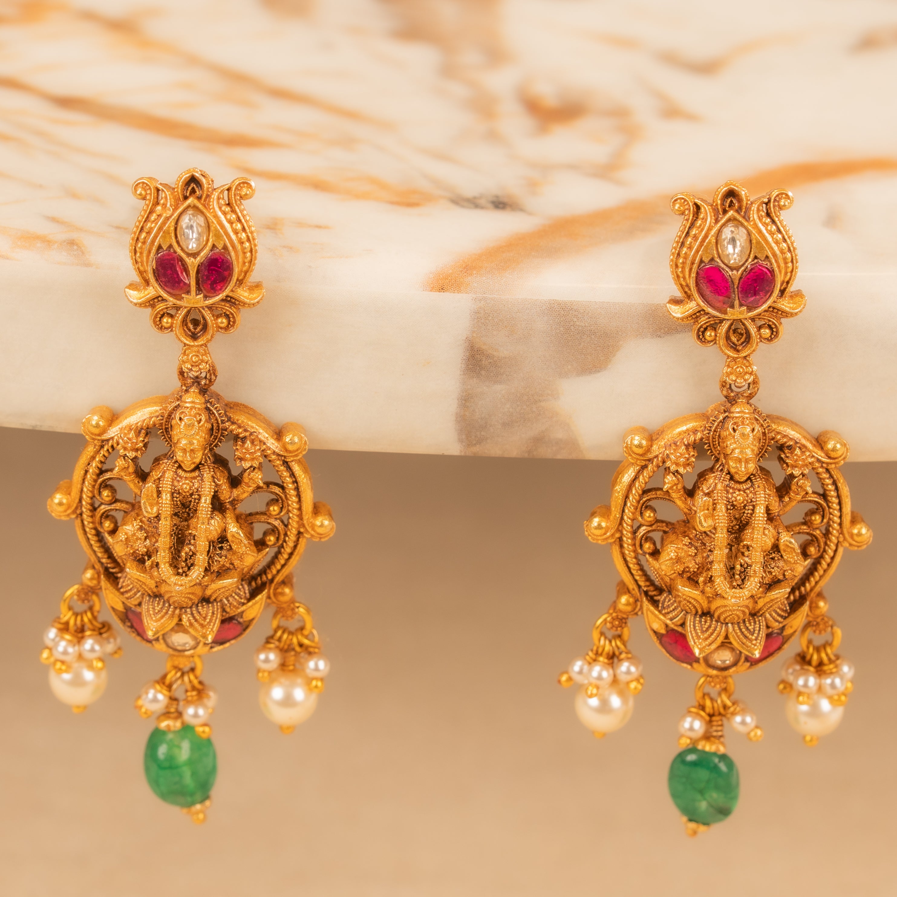 Kundan Studs