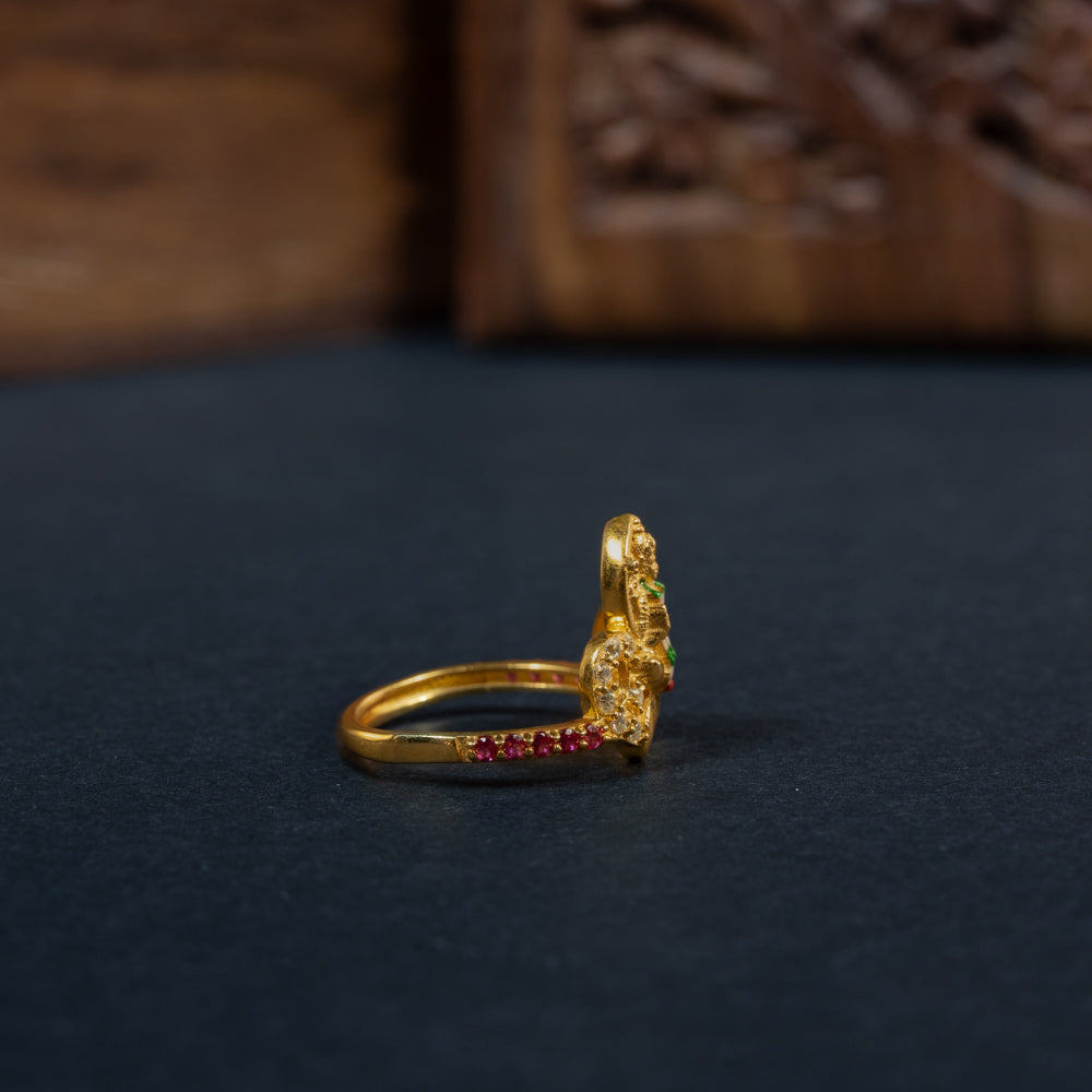 Sleek Ring