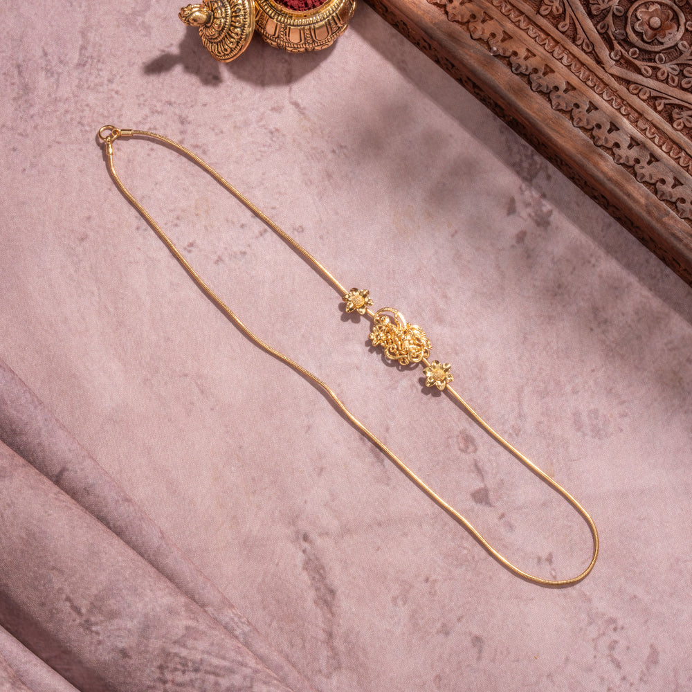 Vasini Mugappu Chain