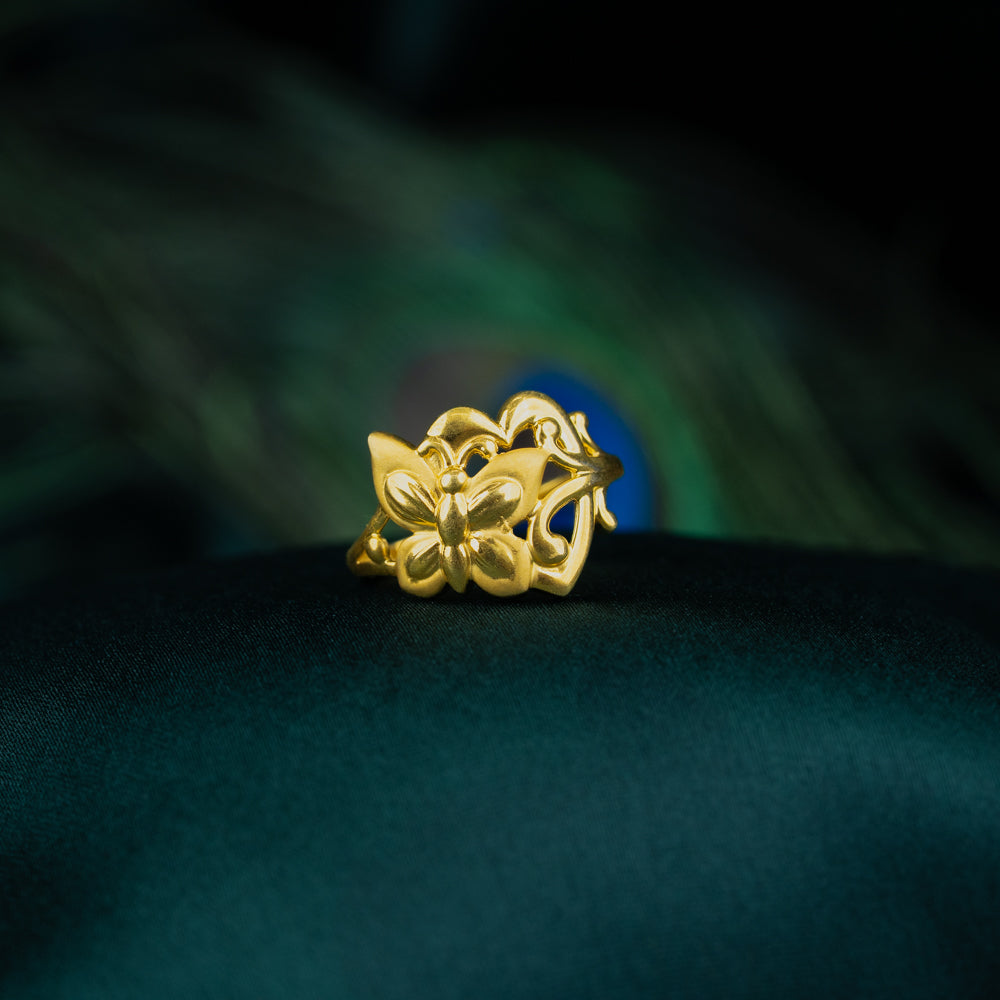 Sleek Ring