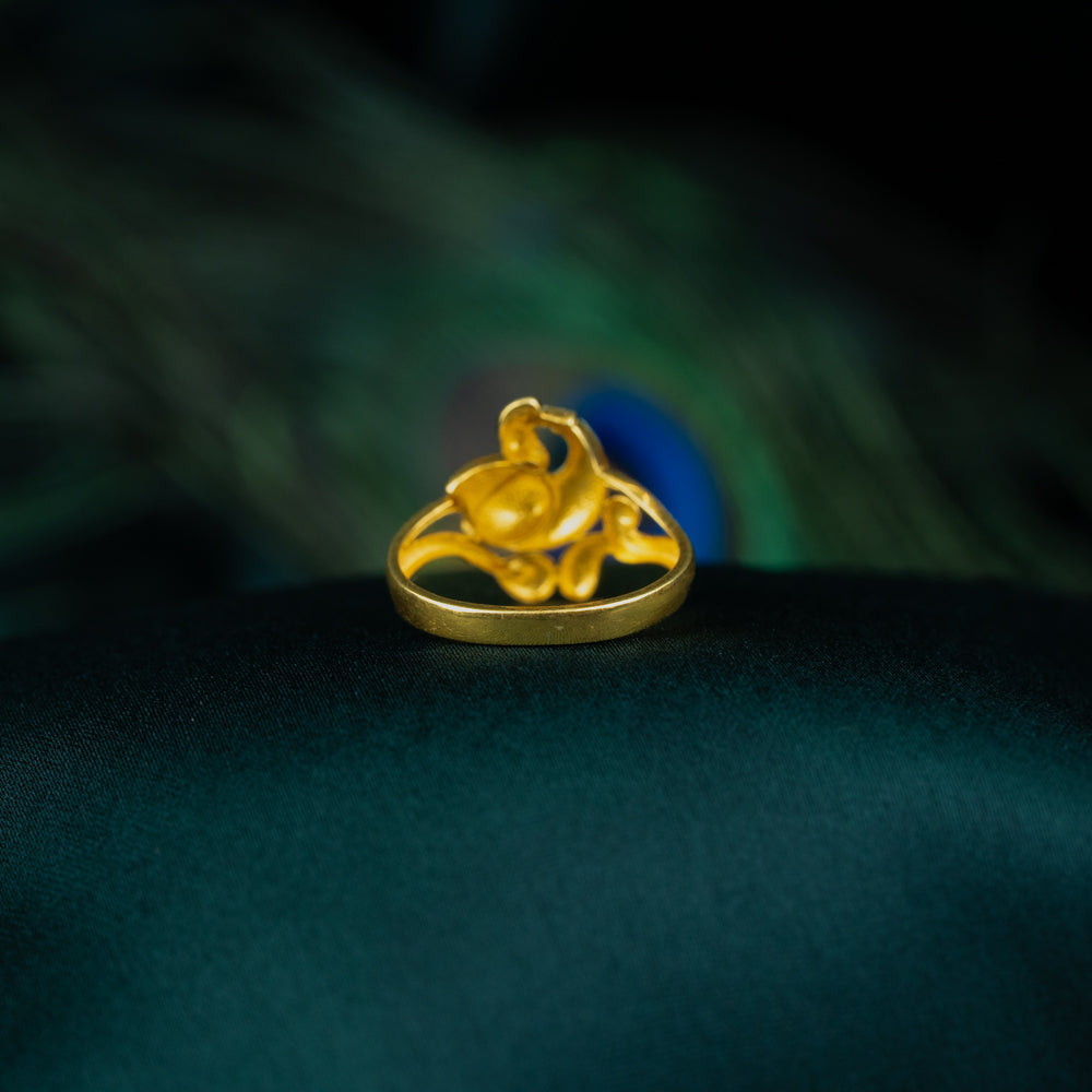 Sleek Ring