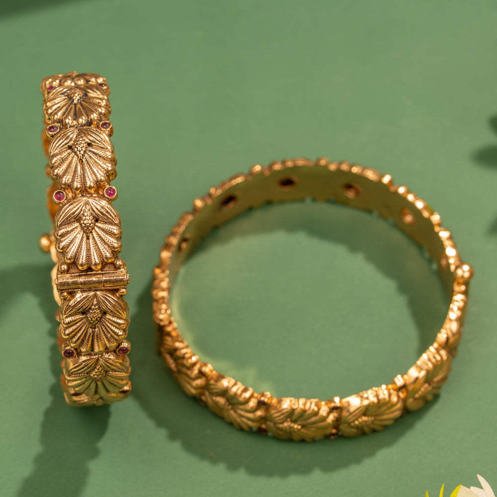 Nakas Bangle