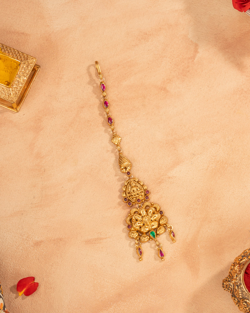 Divine suvarna tikka