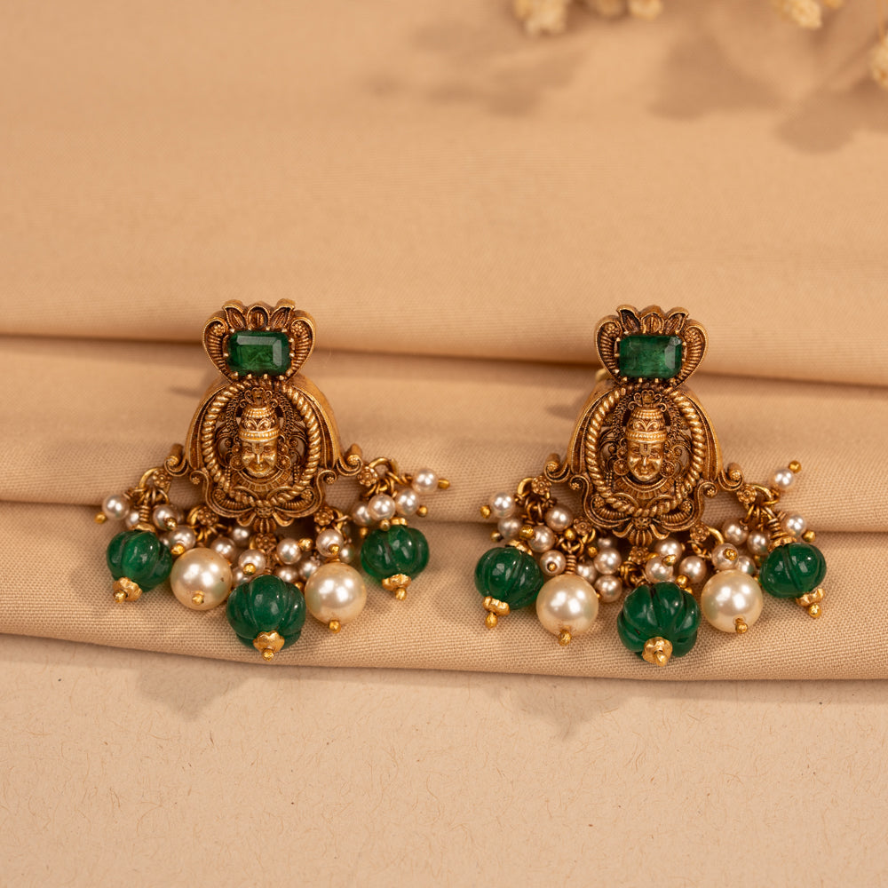 Kundan Studs