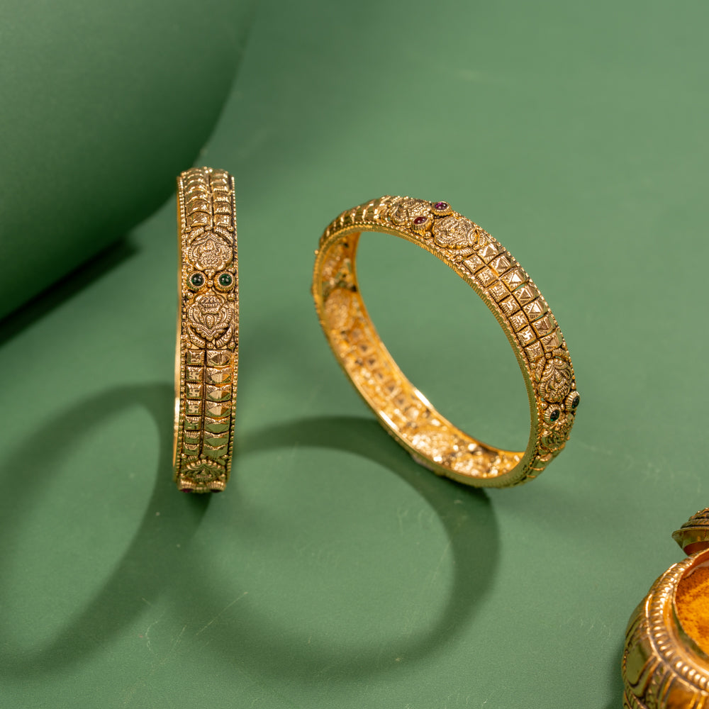 Nakas Bangle
