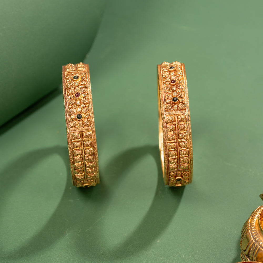 Nakas Bangle
