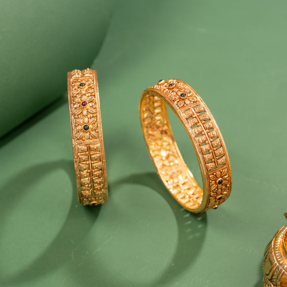 Nakas Bangle