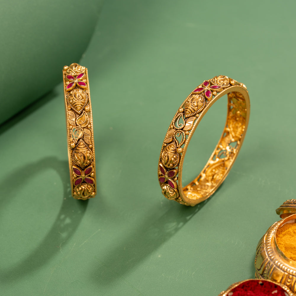 Kundan Bangles