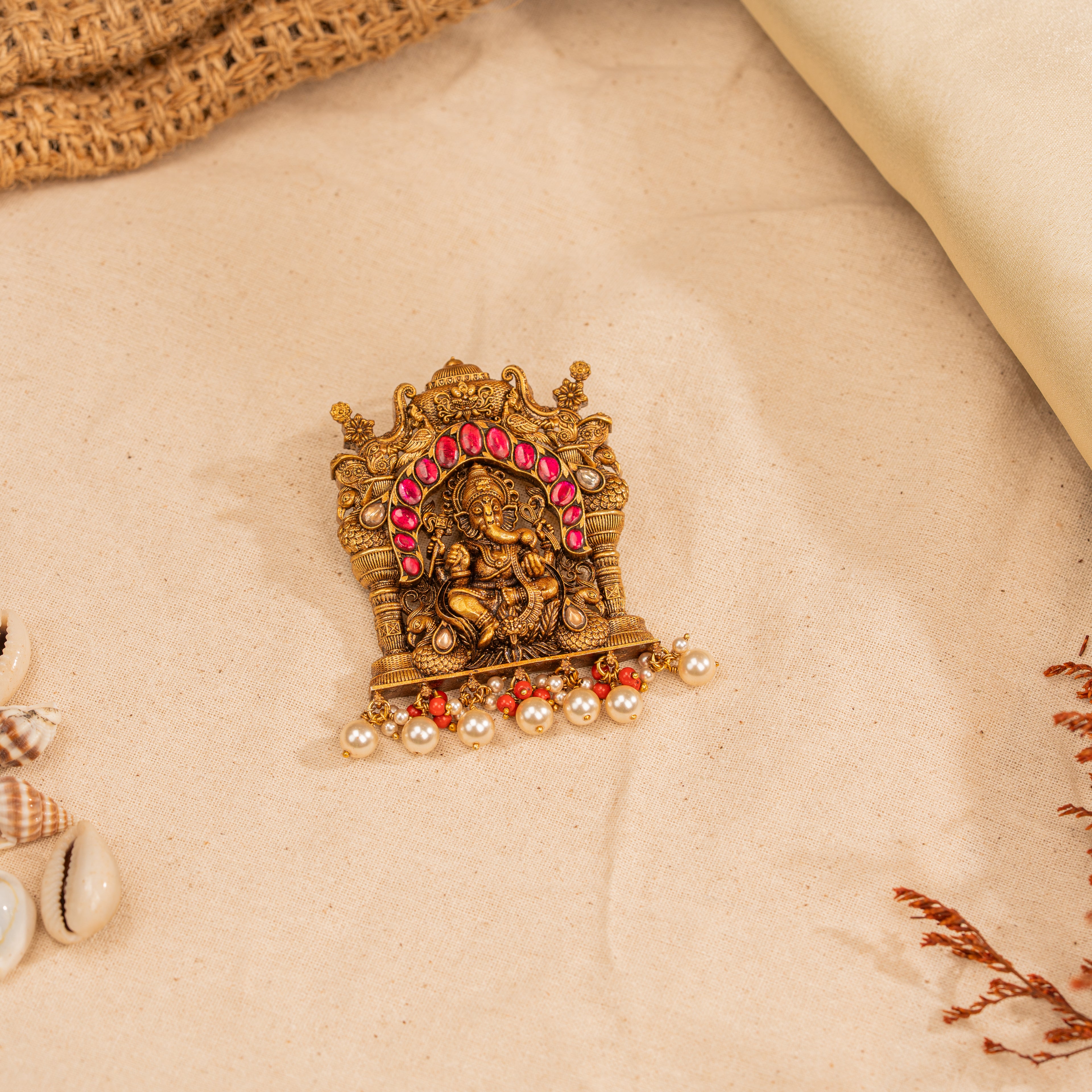 Deep Kundan Pendant