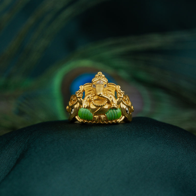 Sleek Ring