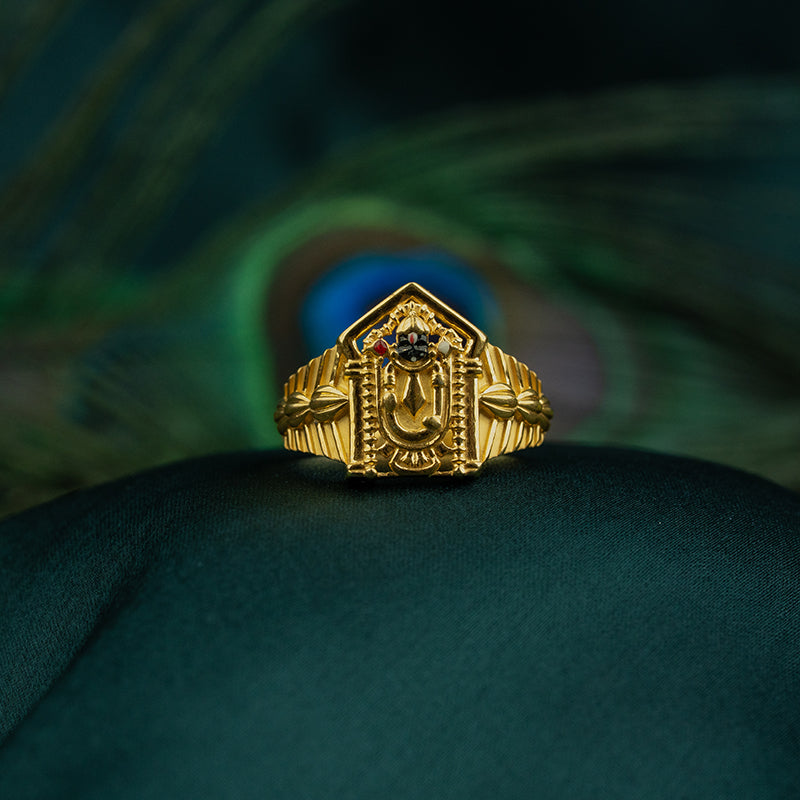 Sleek Ring