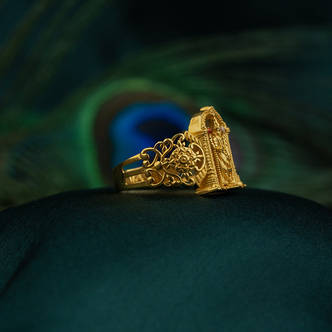 Sleek Ring