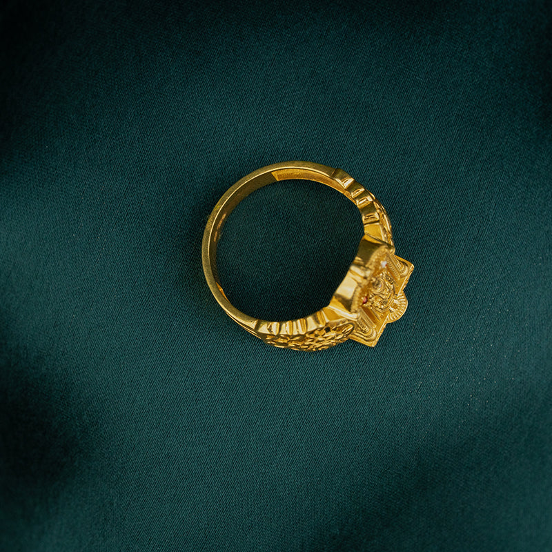 Sleek Ring