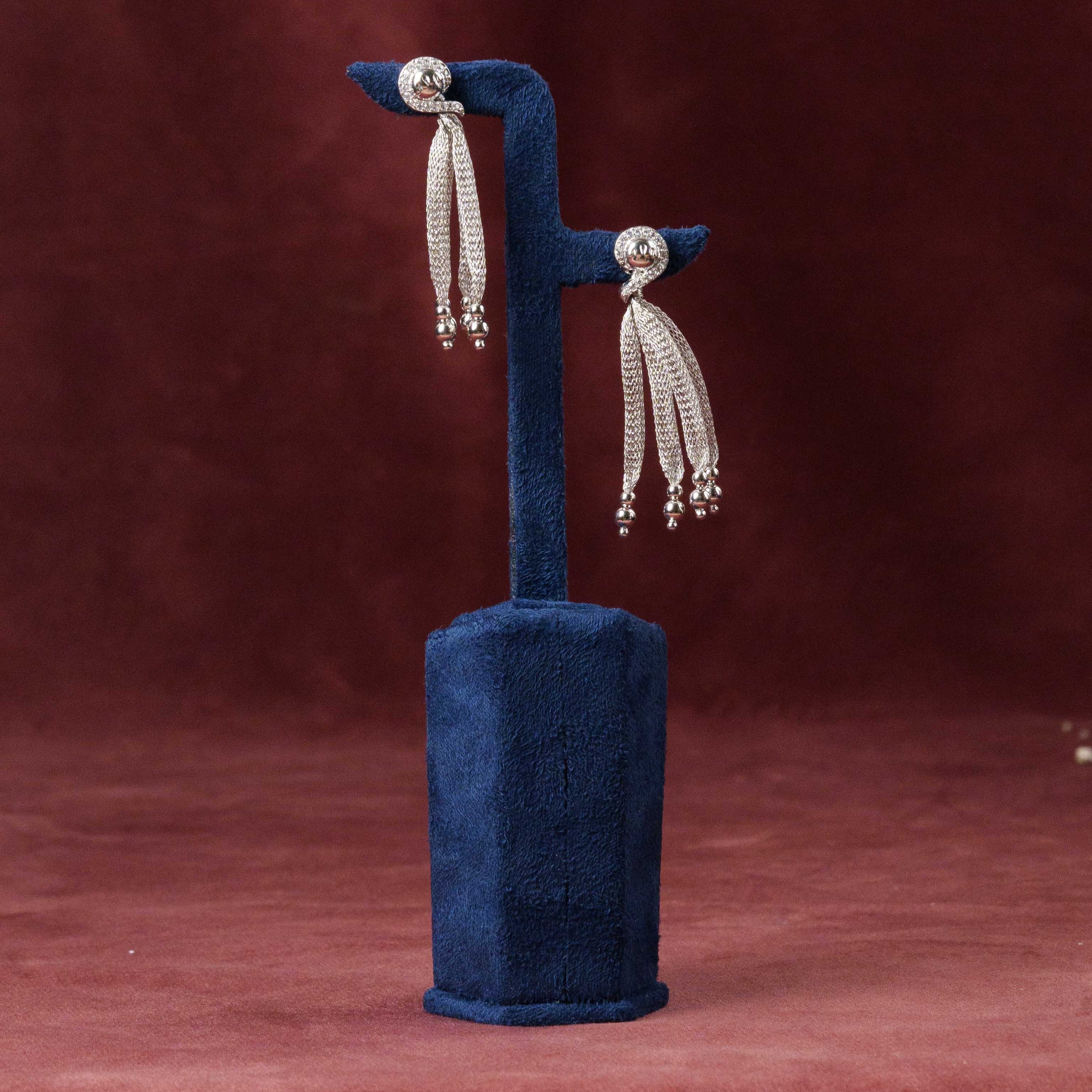 Pearl - Silver Mesh Chain with Studs