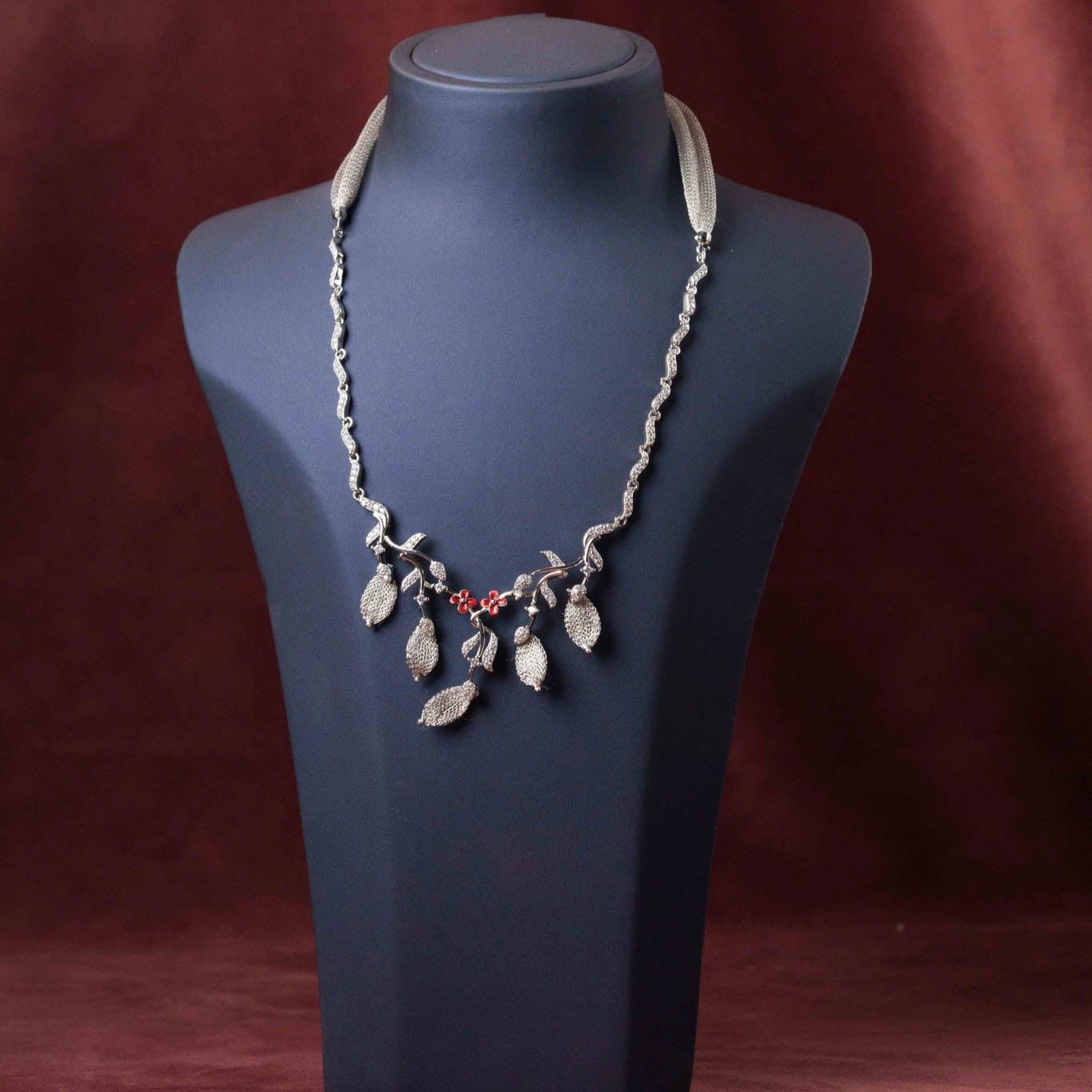 Petal - Silver Mesh Chain