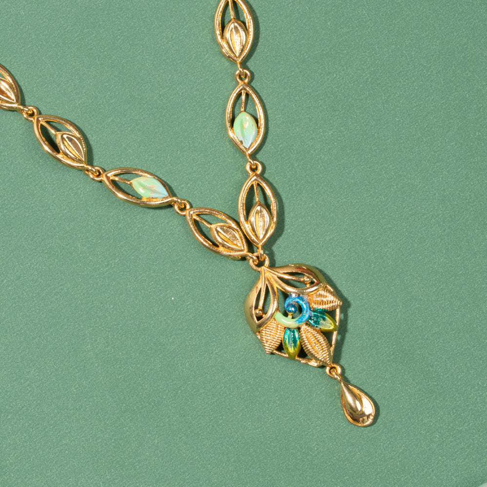 Sleek Necklace