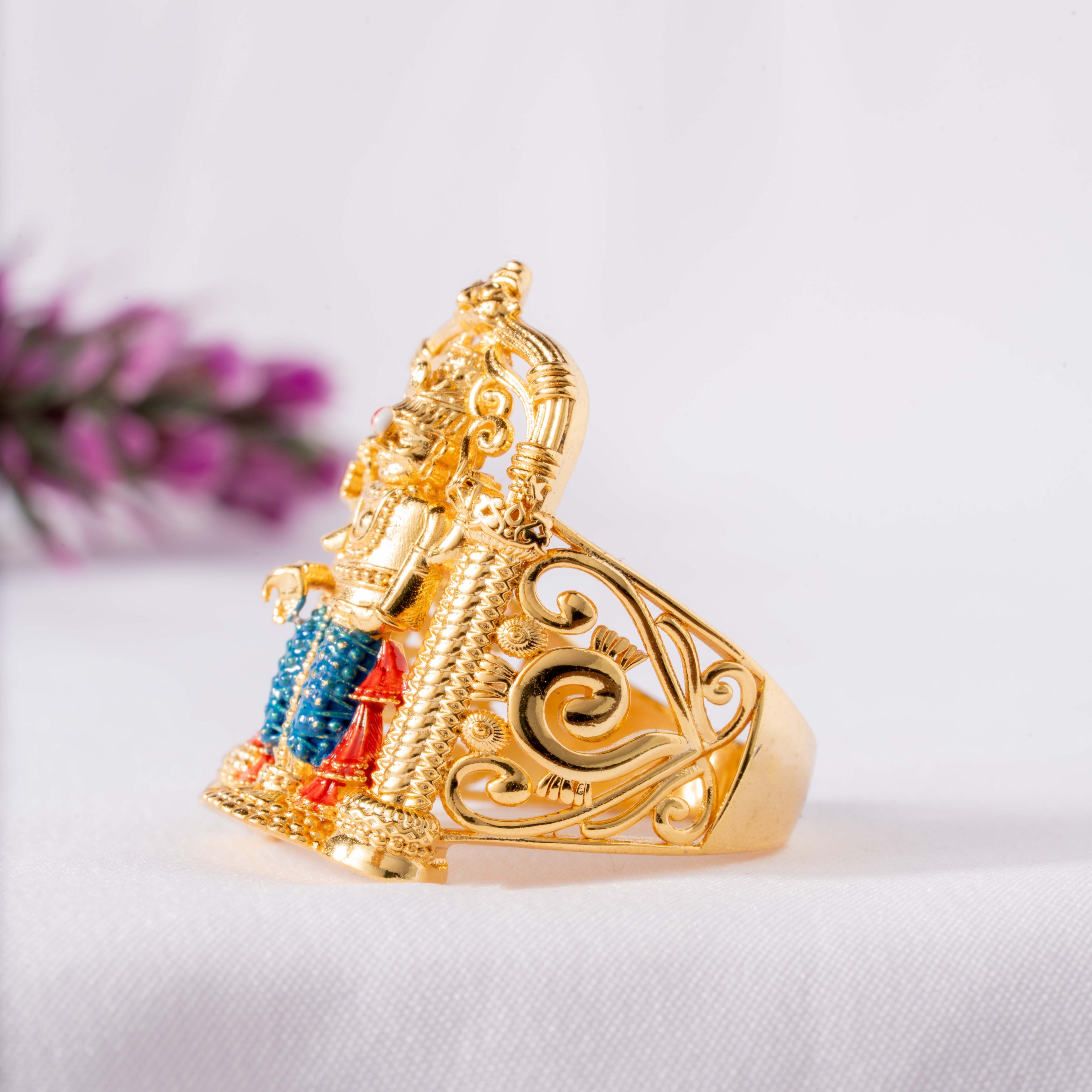 Sleek Ring