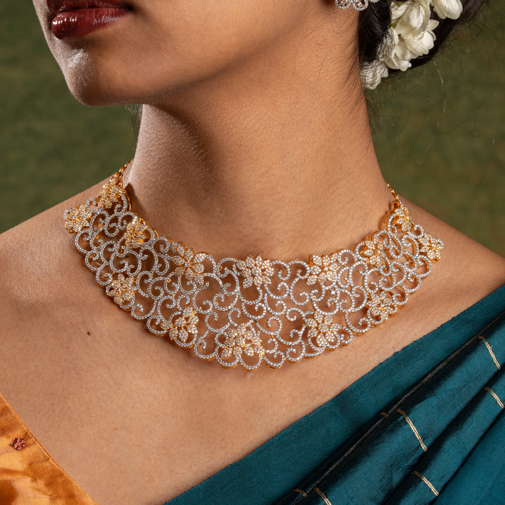 Amvika Choker