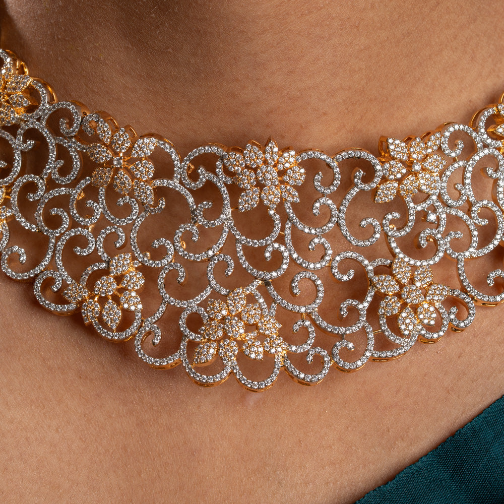 Amvika Choker