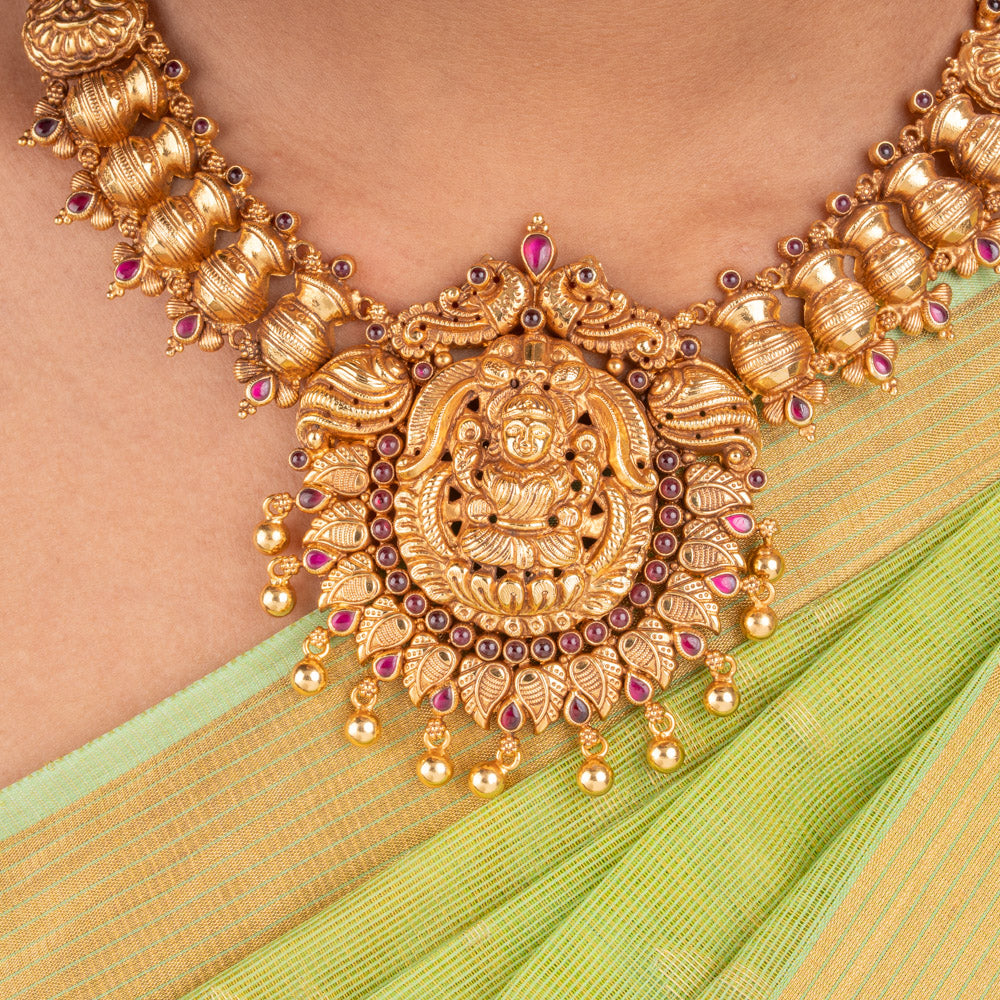 Mandavi Necklace