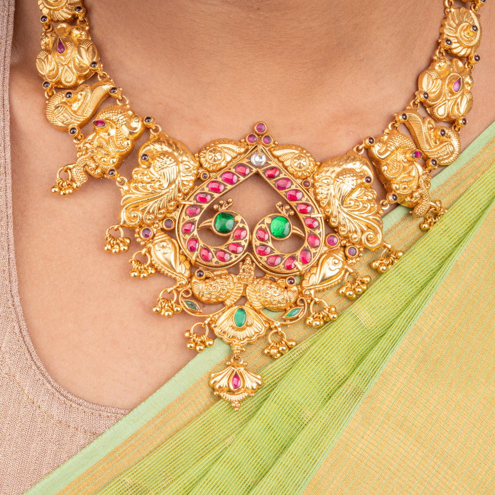 Turvi Necklace