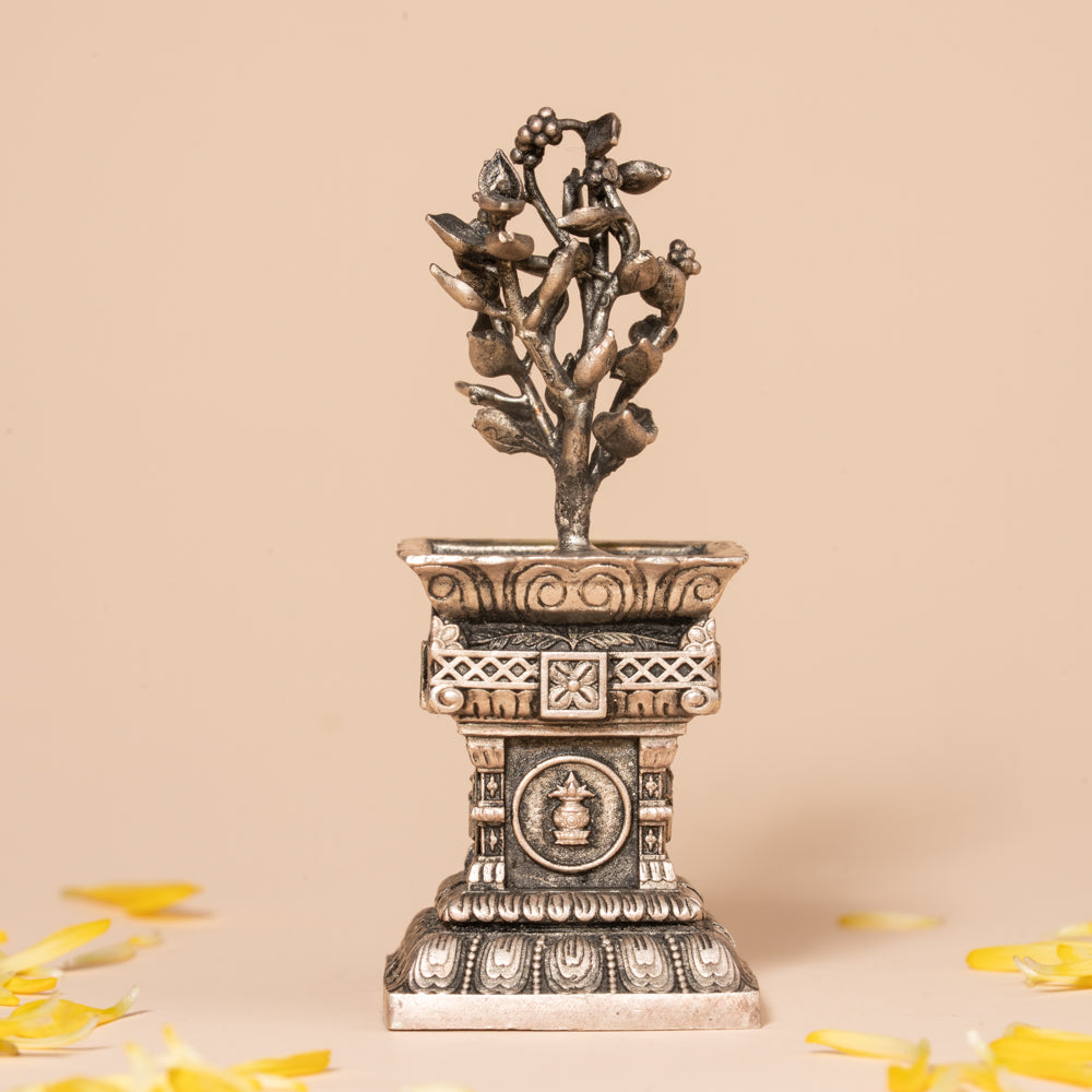 Tulasi Maadam Idol
