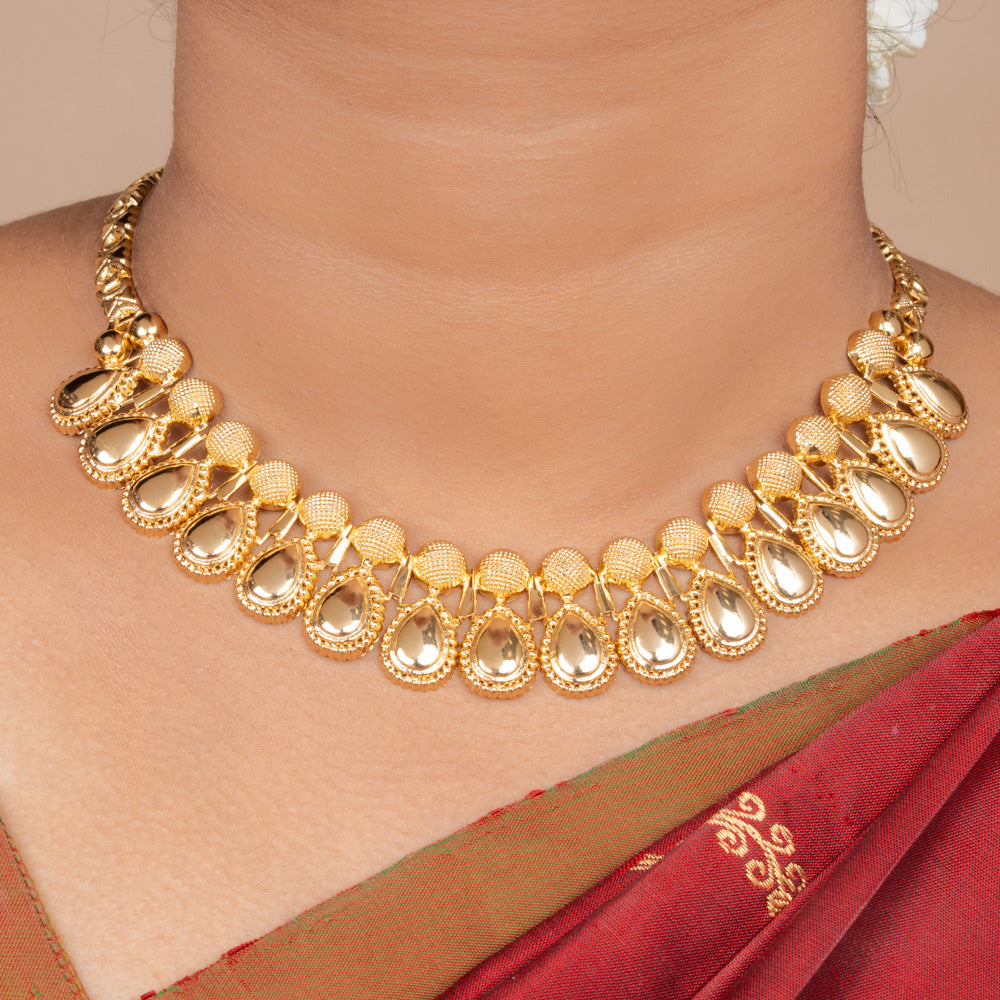 Maruvika Necklace