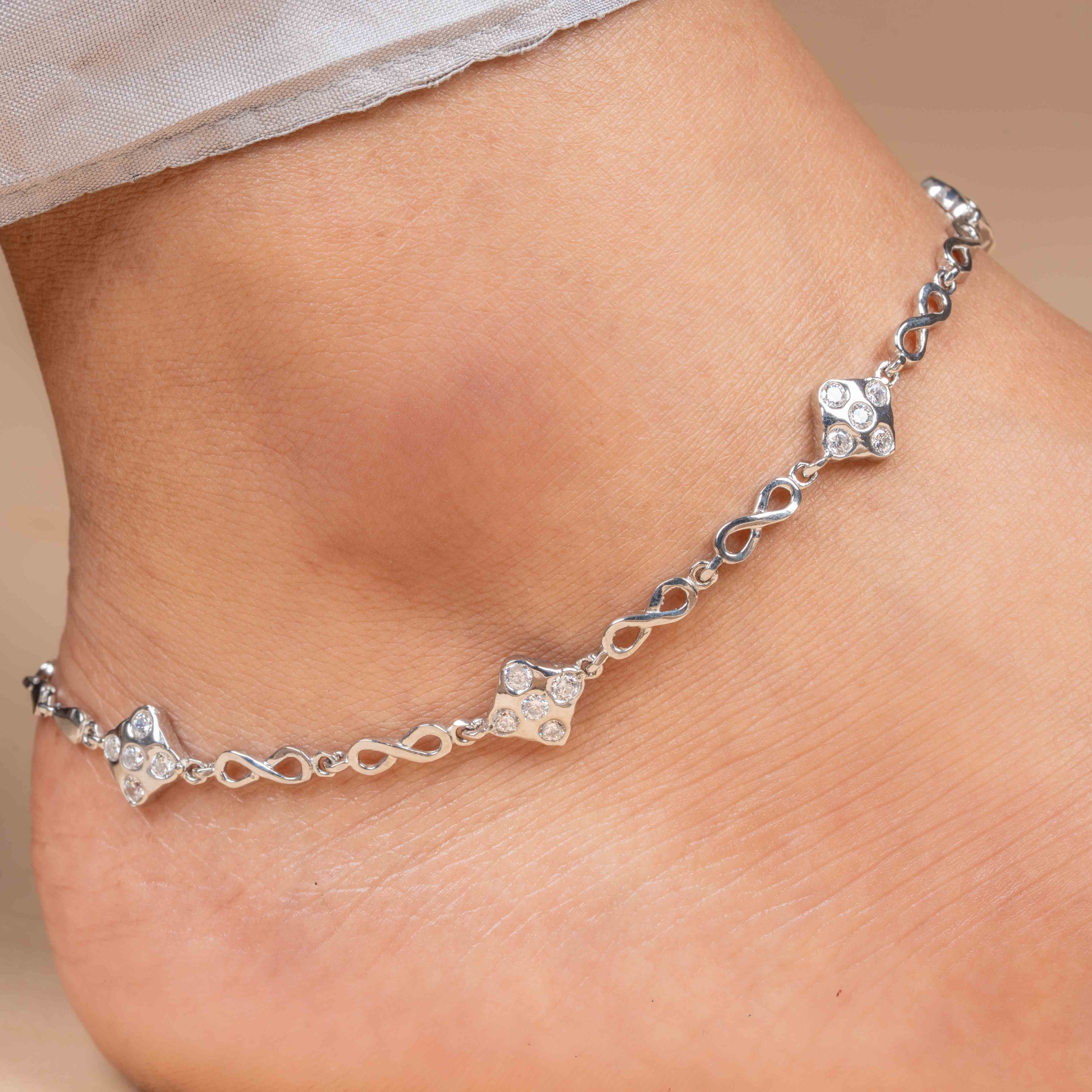 Nimisha Anklet