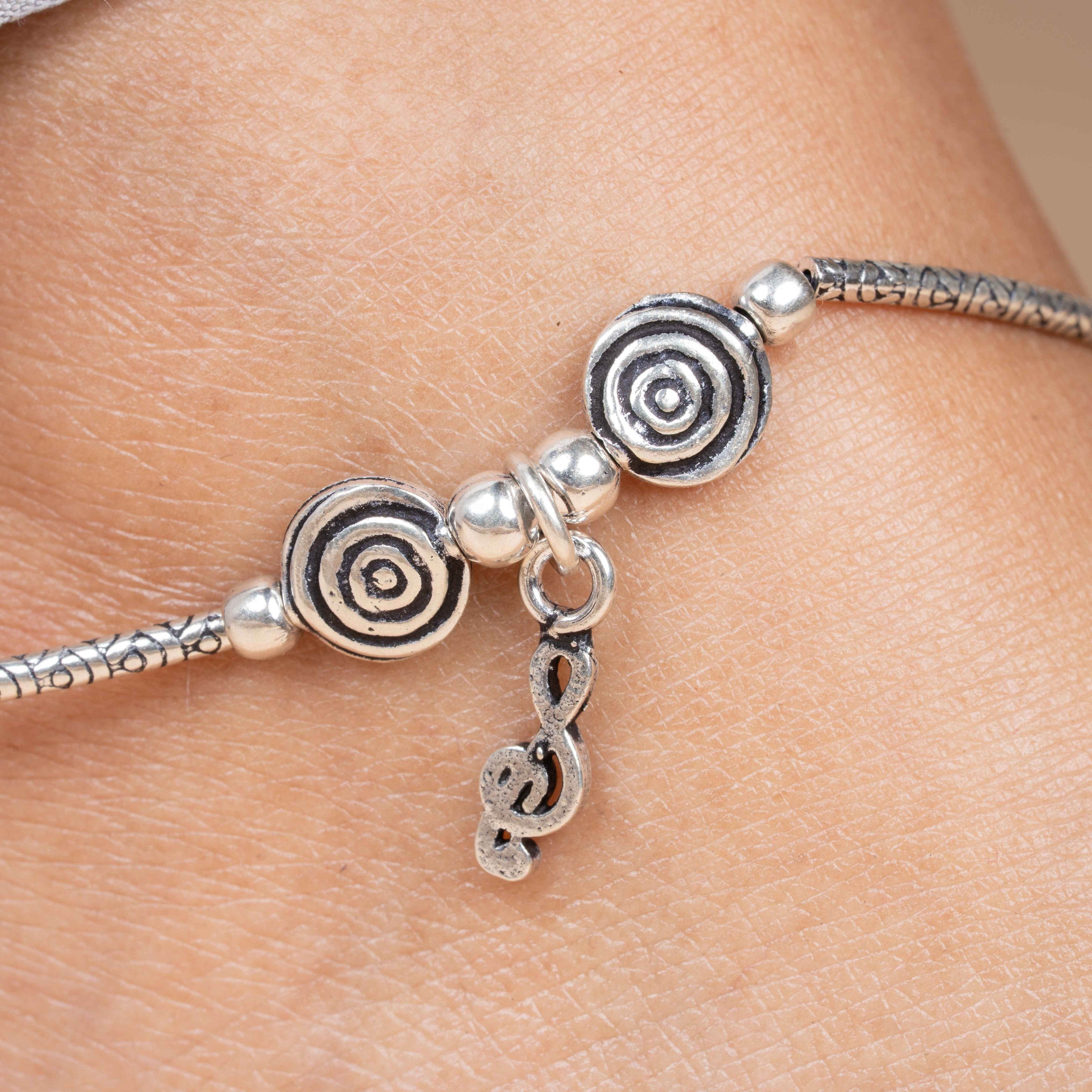 Pravaha Anklet