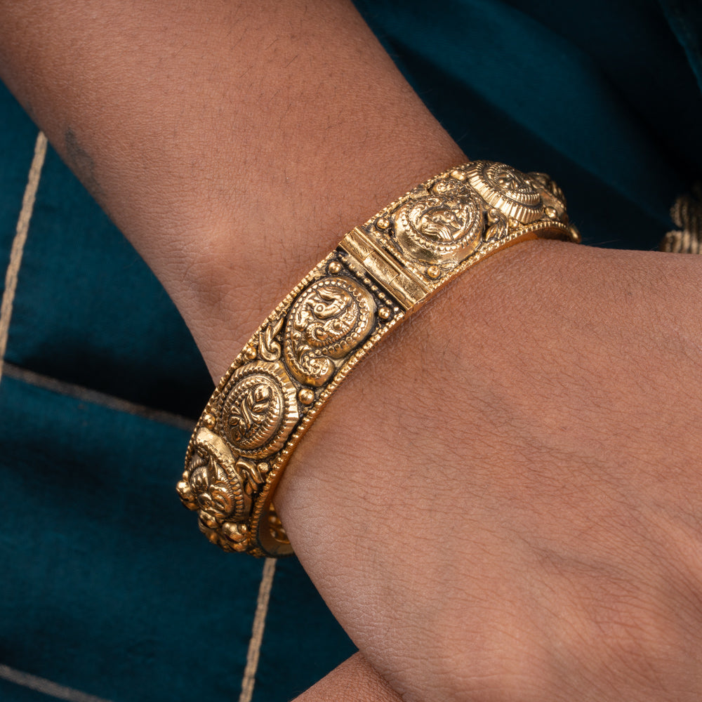 Parvini Bangles