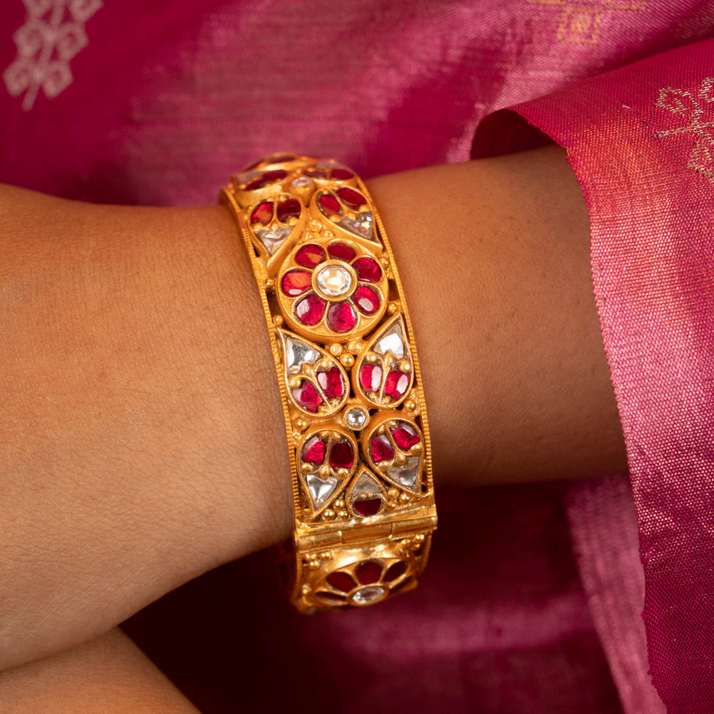Kundan Bangles