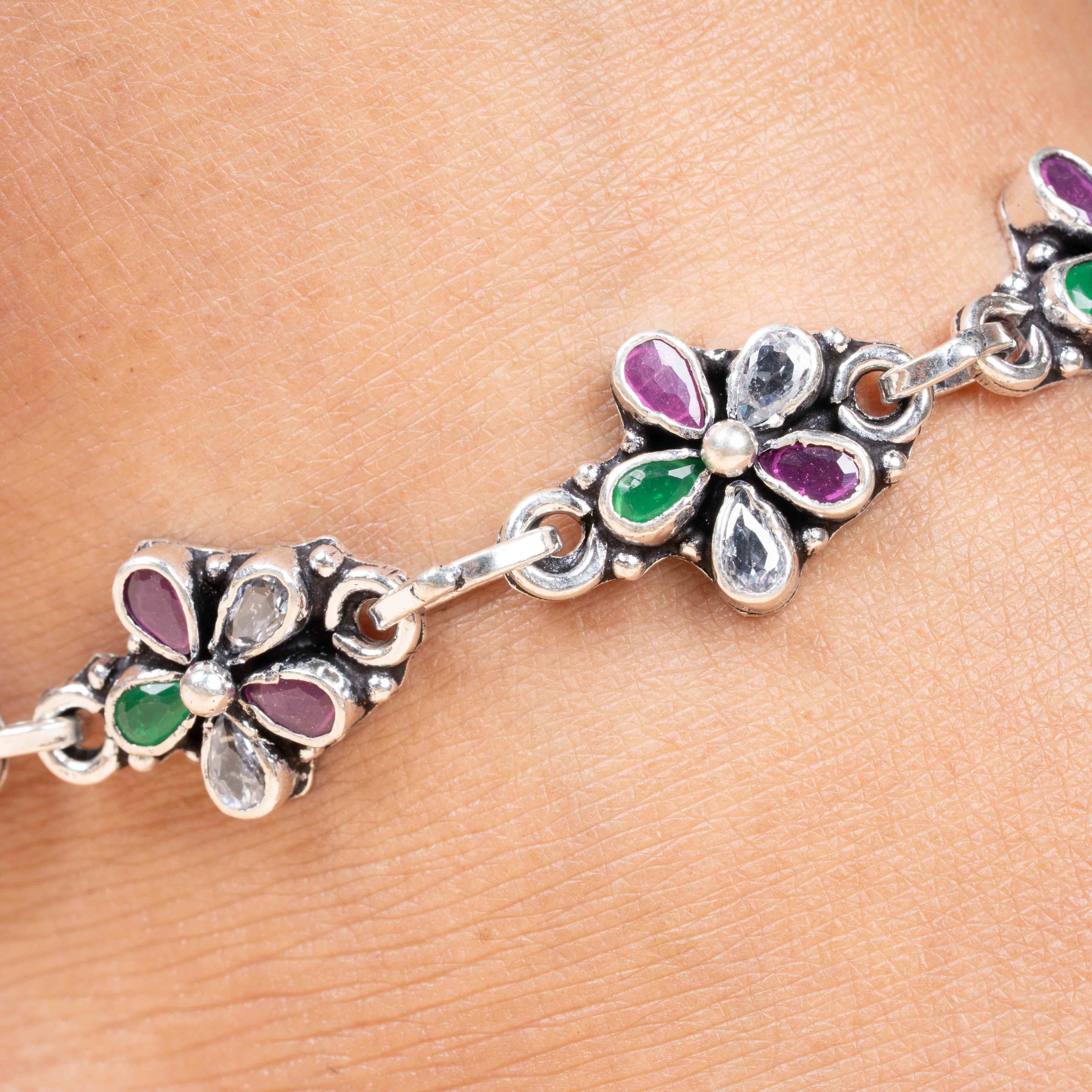 Vinkari Anklet