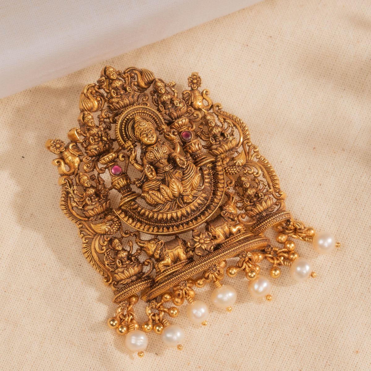 Deep Kundan Pendant