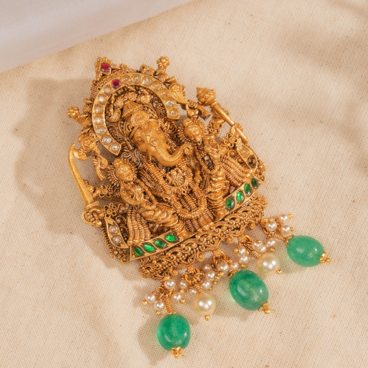 Deep Kundan Pendant