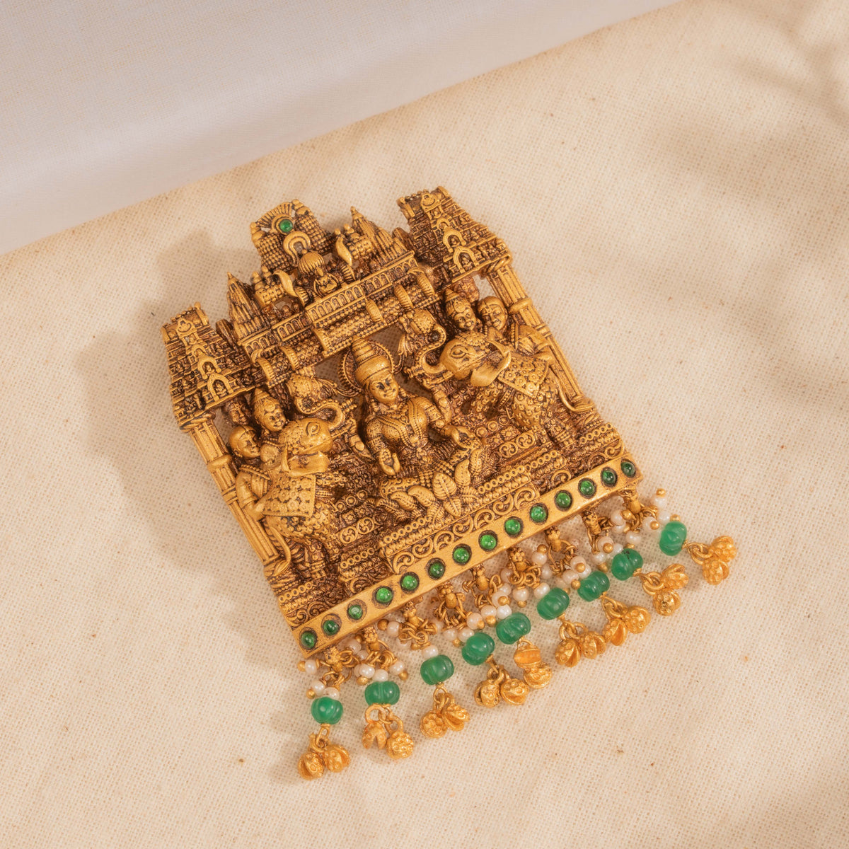 Deep Kundan Pendant