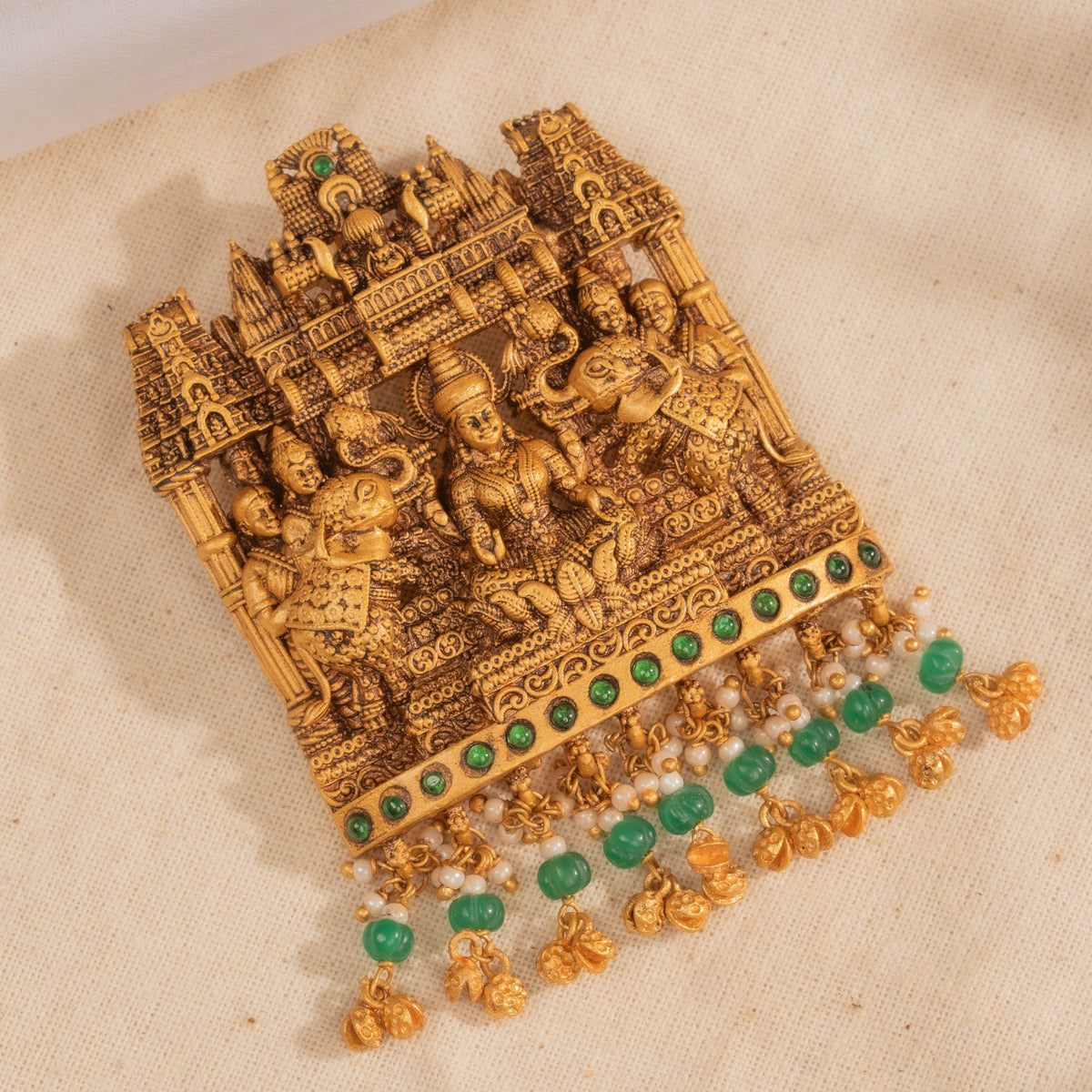 Deep Kundan Pendant