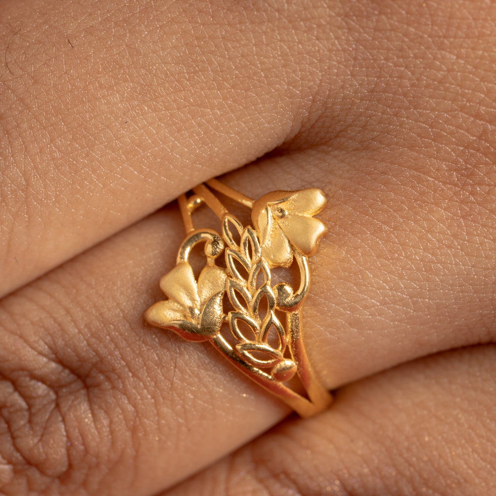 Sleek Ring