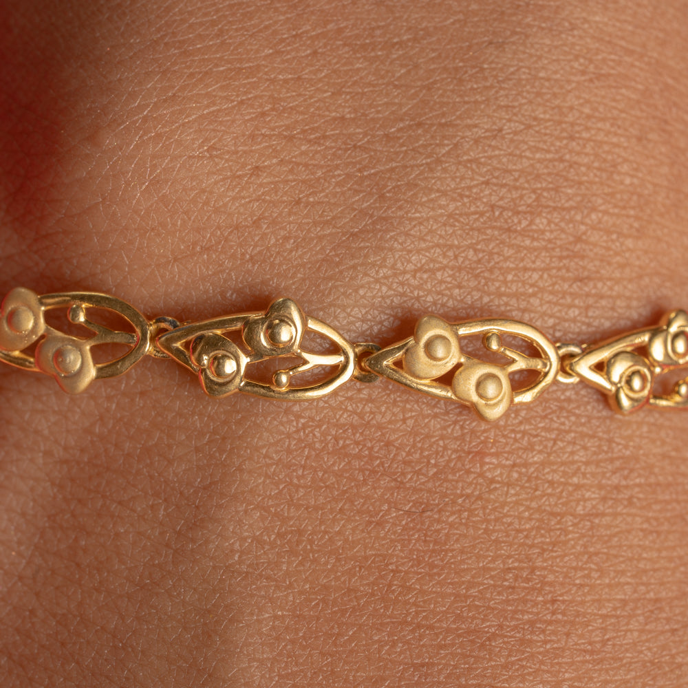 Mrnali Bracelet