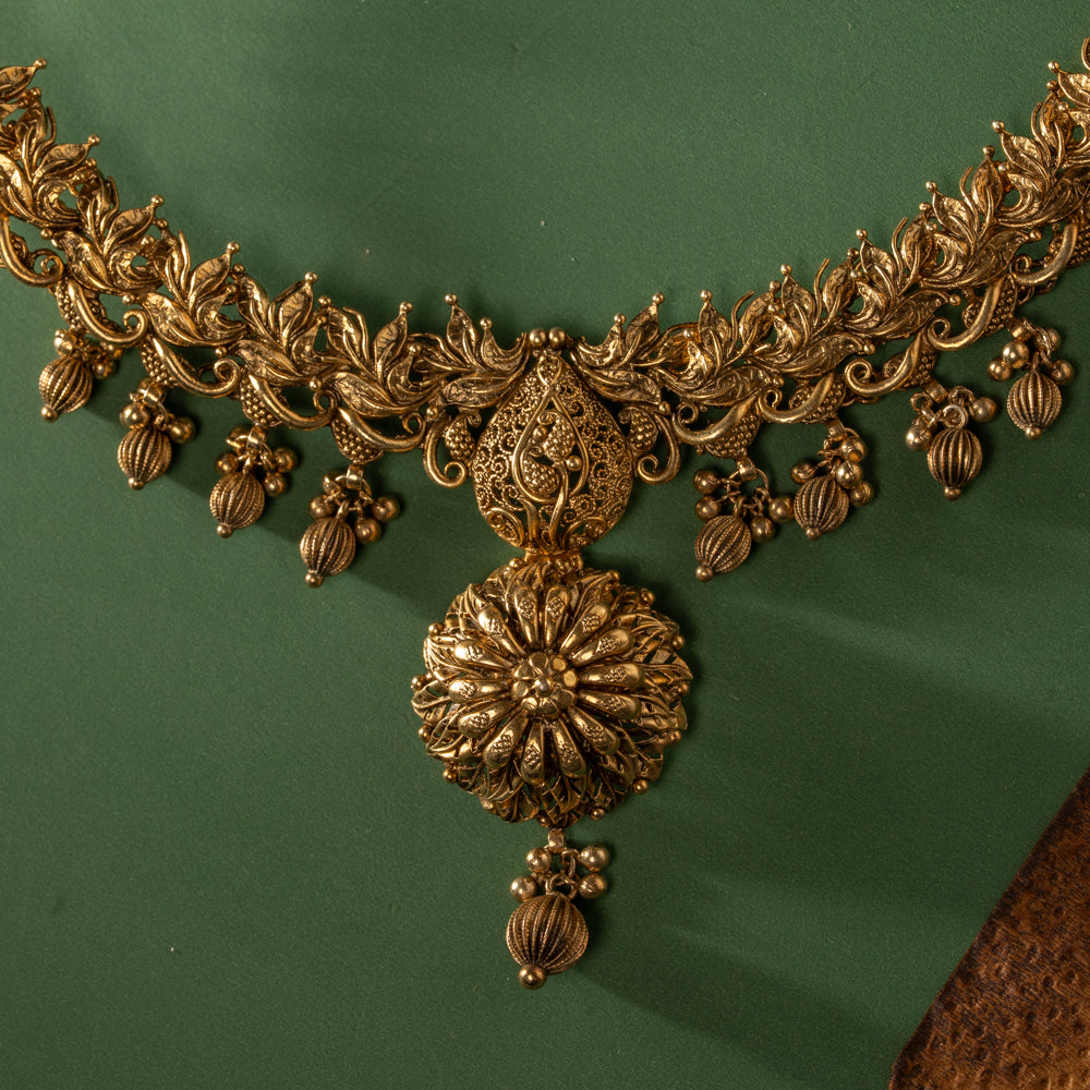 Ranthika Necklace